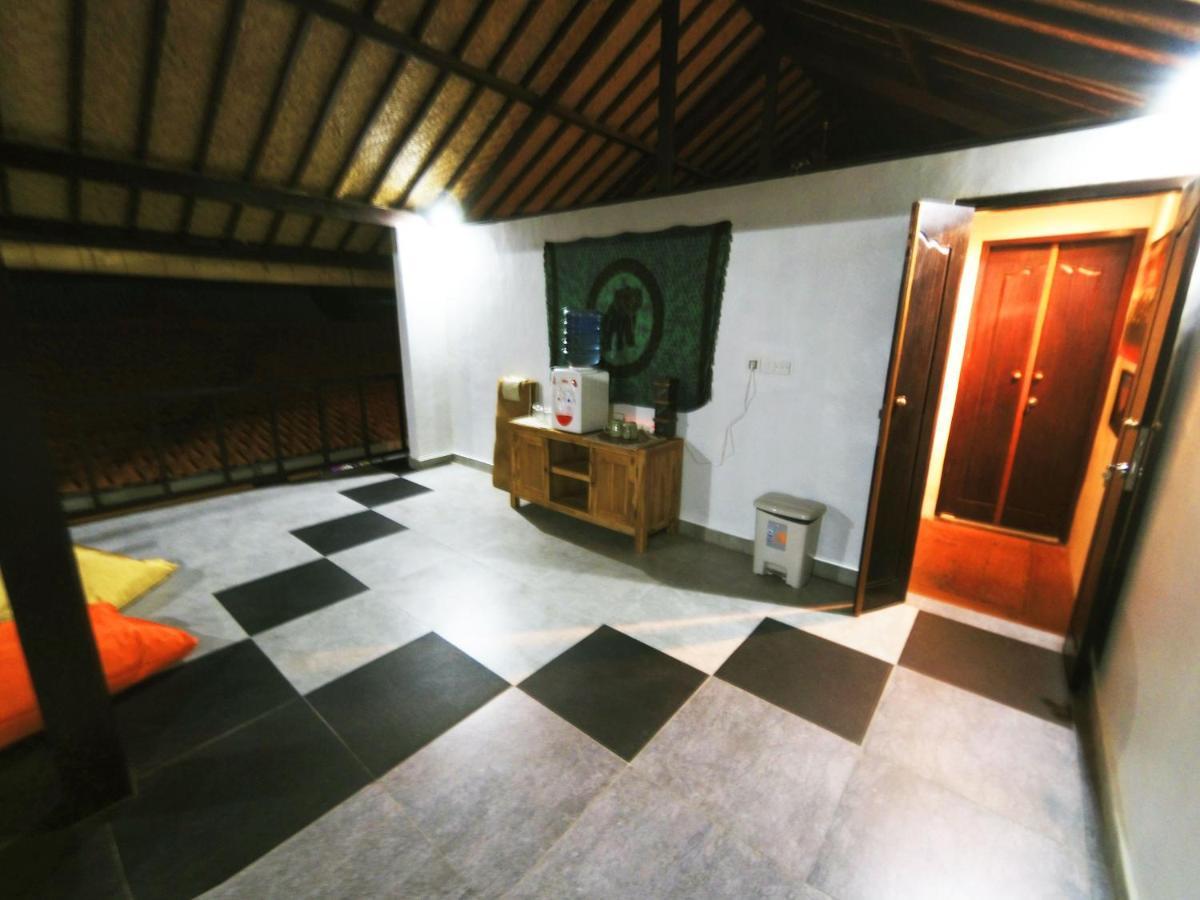 Capung Guesthouse Jimbaran Zewnętrze zdjęcie